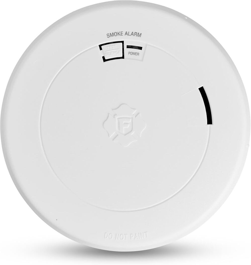 First Alert 10-Year Battery Smoke Alarm Slim Profile SM210